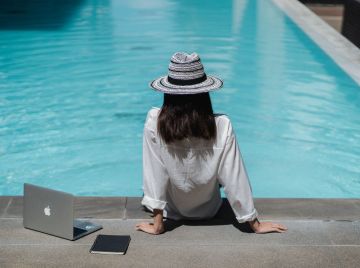 What is Mobile Broadband? Internet that travels with you