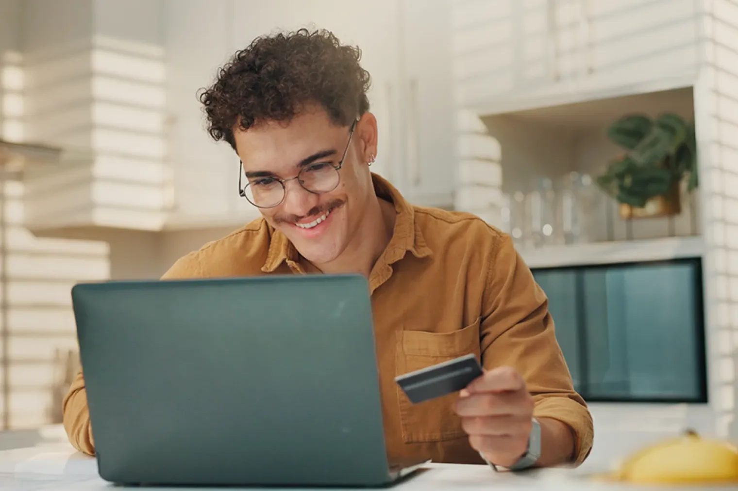 Why payment surcharges are disappearing (well… most of them 🍊)